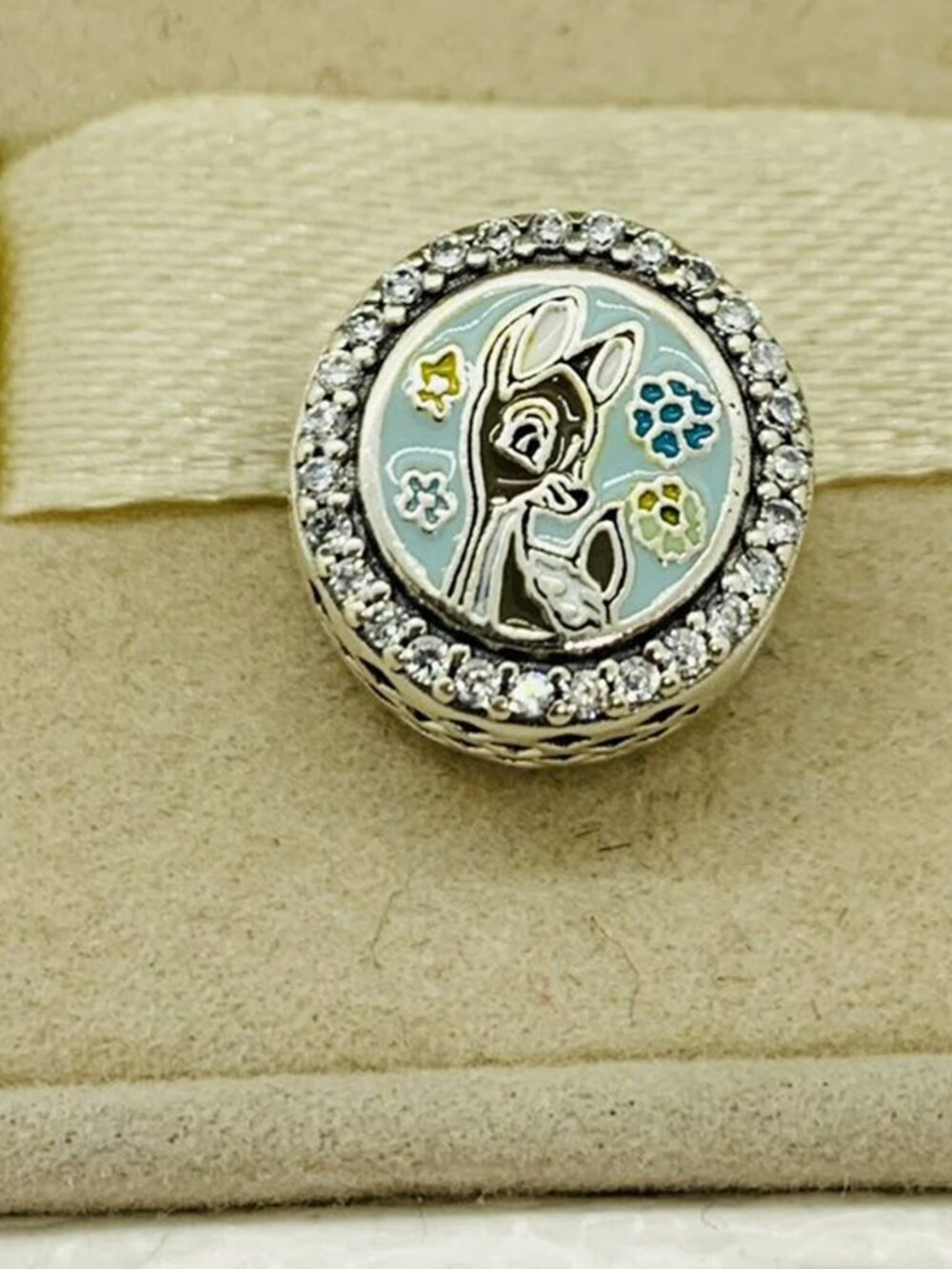 ✨🔥Pandora Disney Parks exclusive Epcot Flower Garden charm